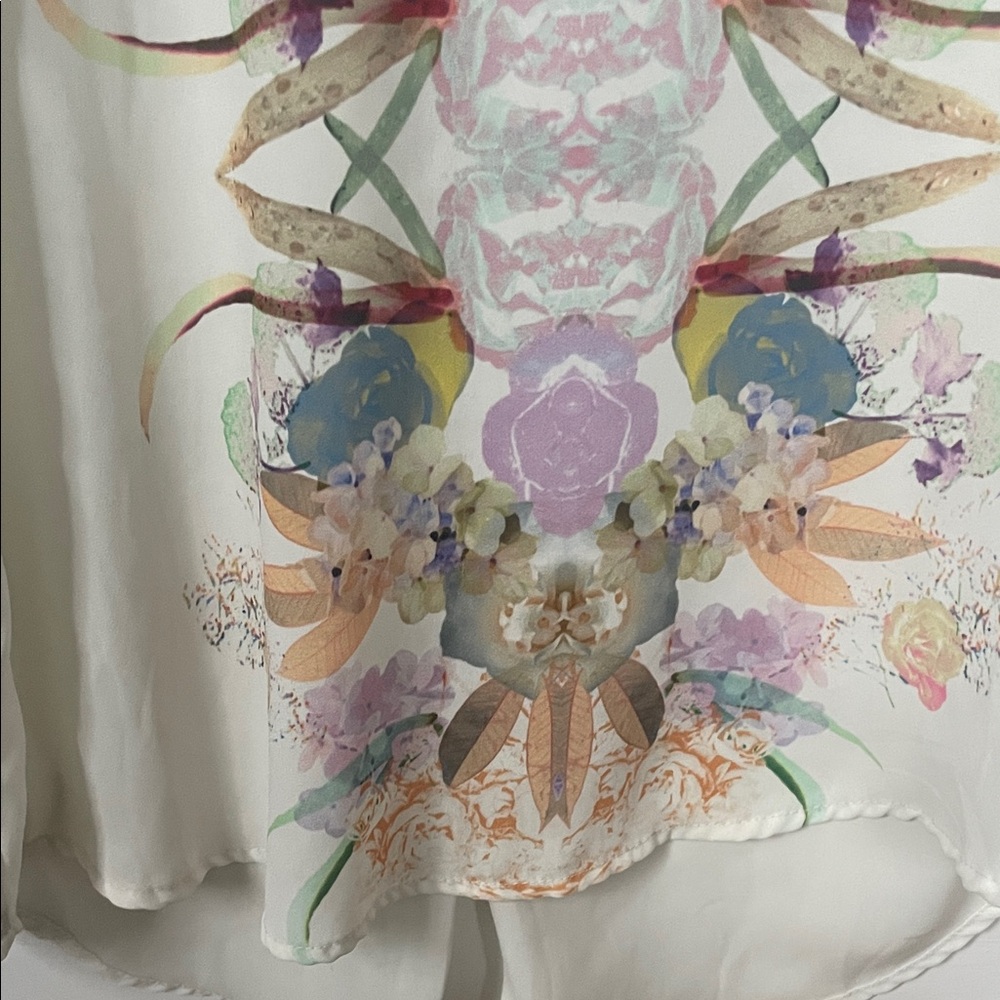 Blu Pepper Cream Sleeveless Floral-Print Camisole - Picture 3 of 7